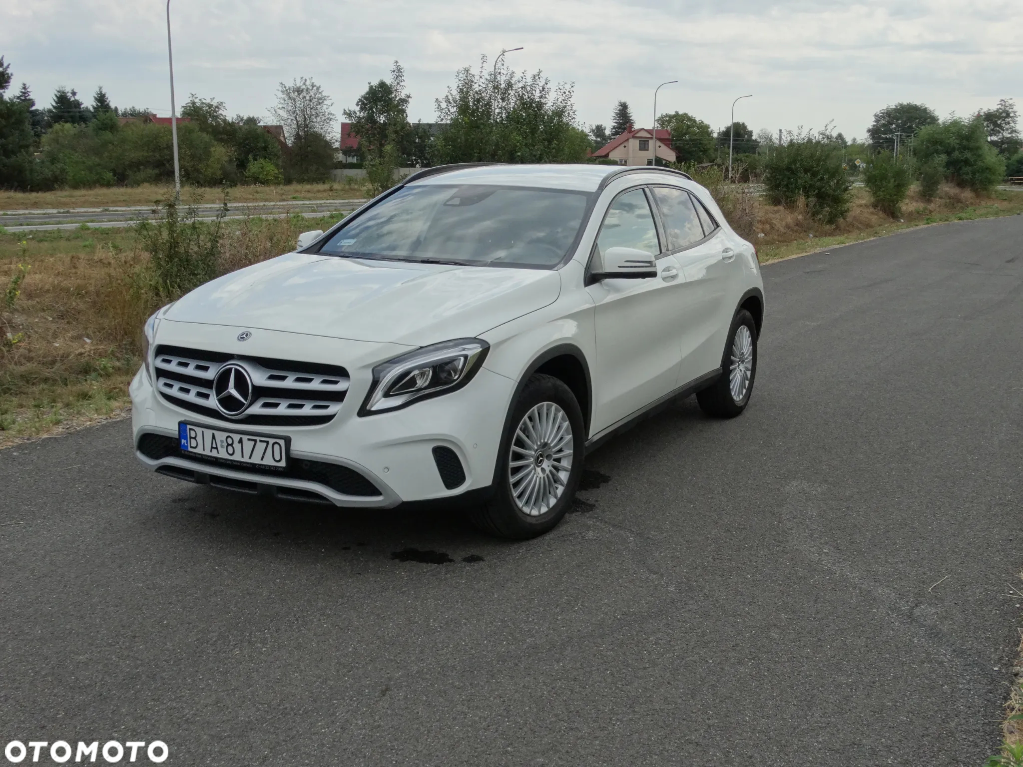 Mercedes-Benz GLA 200 7G-DCT - 20