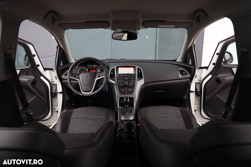 Opel Astra 1.7 CDTI DPF Active - 10