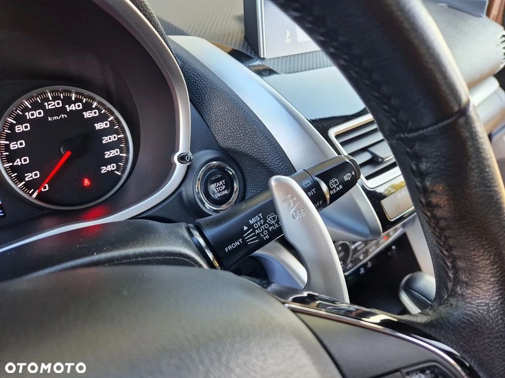 Mitsubishi Eclipse Cross - 33