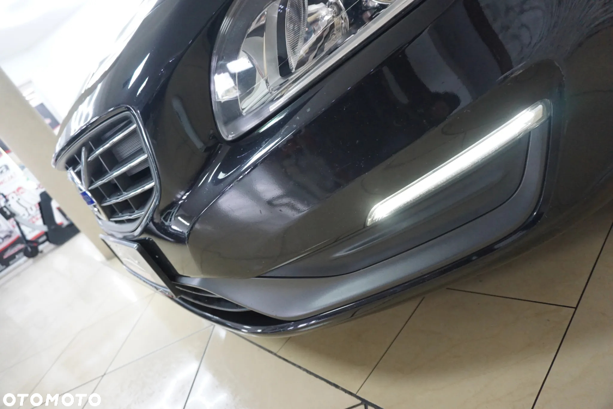 Volvo V60 D2 Kinetic - 12