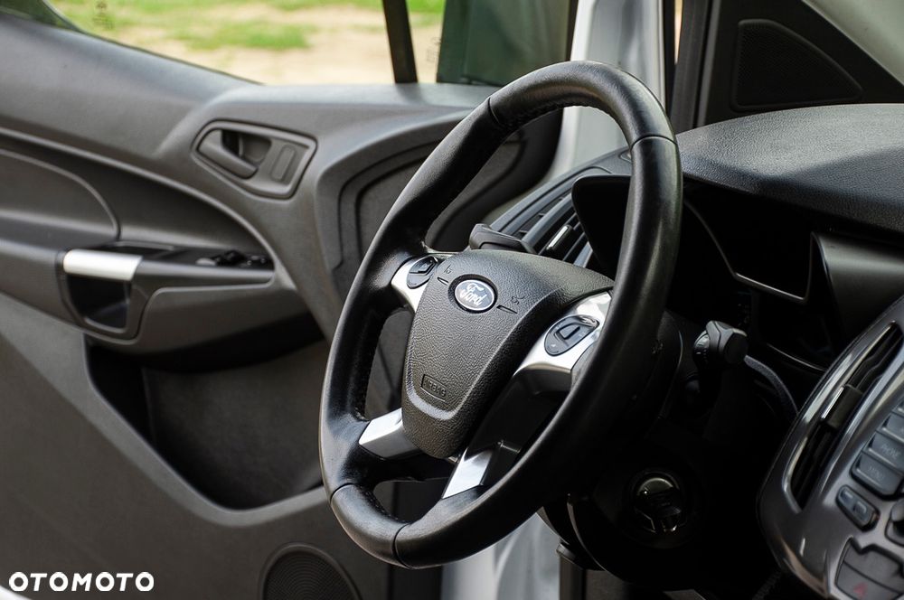 Ford Transit Connect - 25
