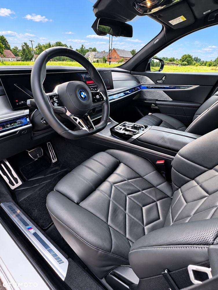 BMW Seria 7 - 5