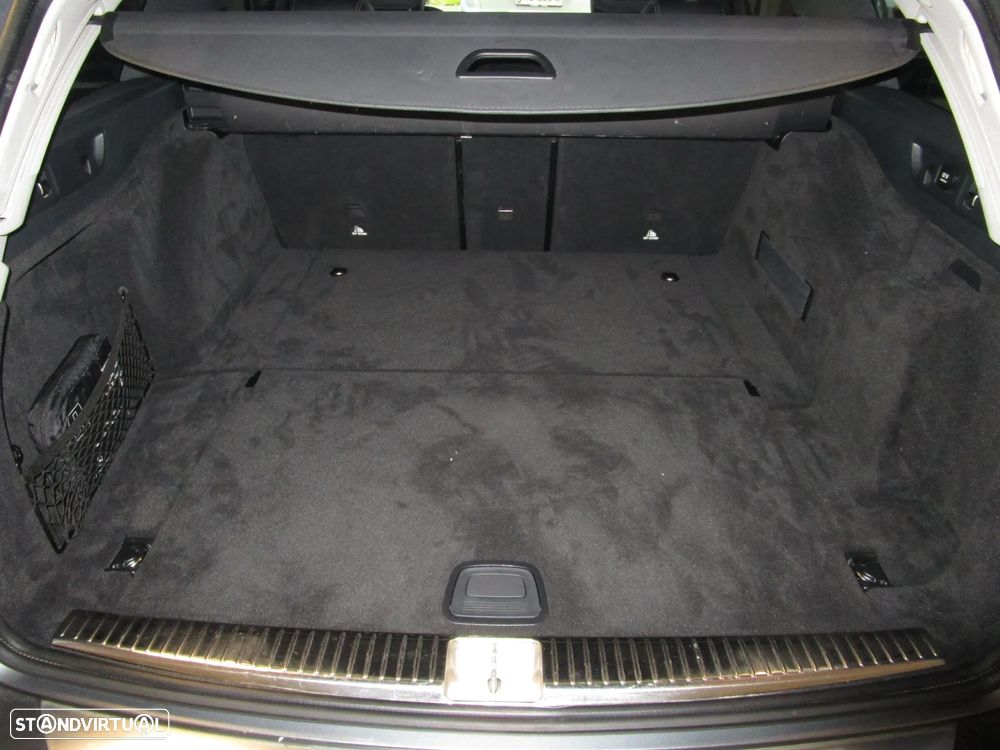 Mercedes-Benz E 220 d 4-Matic All Terrain Avantgarde + - 51