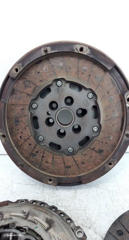 Volante Motor Bi Massa Peugeot 308 Ii - 2