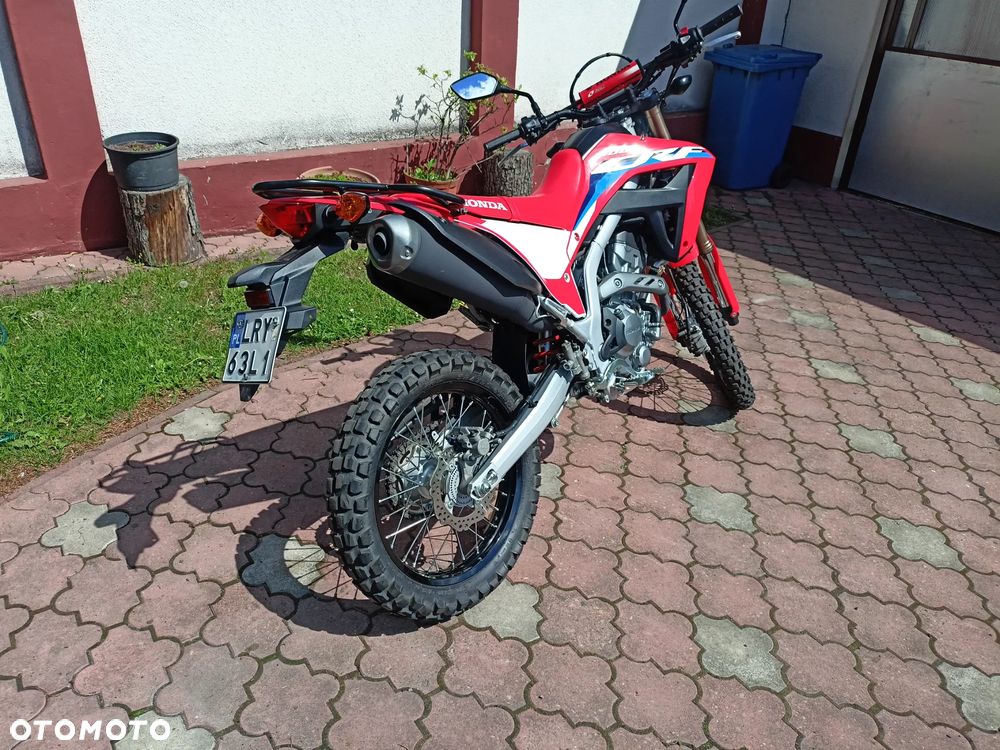 Honda CRF - 4