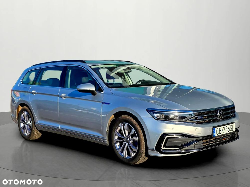 Volkswagen Passat - 9