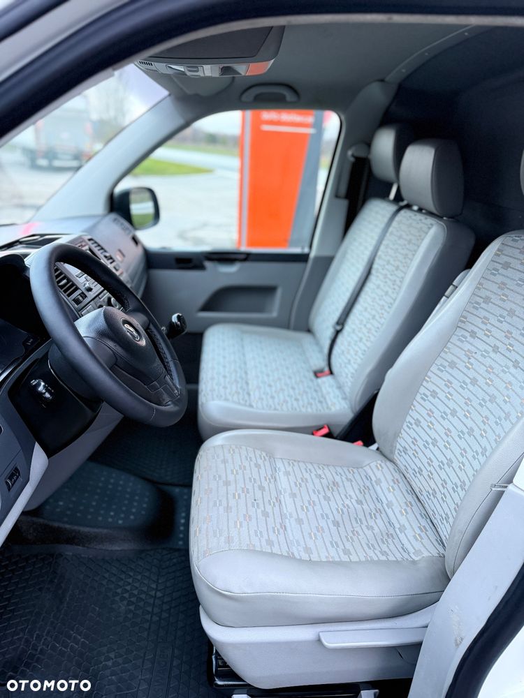 Volkswagen Transporter - 6
