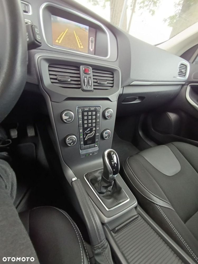 Volvo V40 - 20