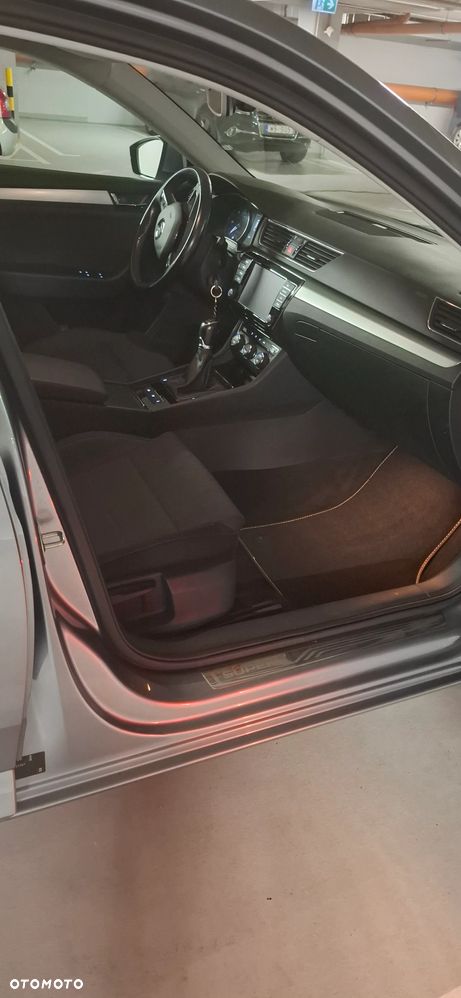 Skoda Superb 1.6 TDI Ambition - 31