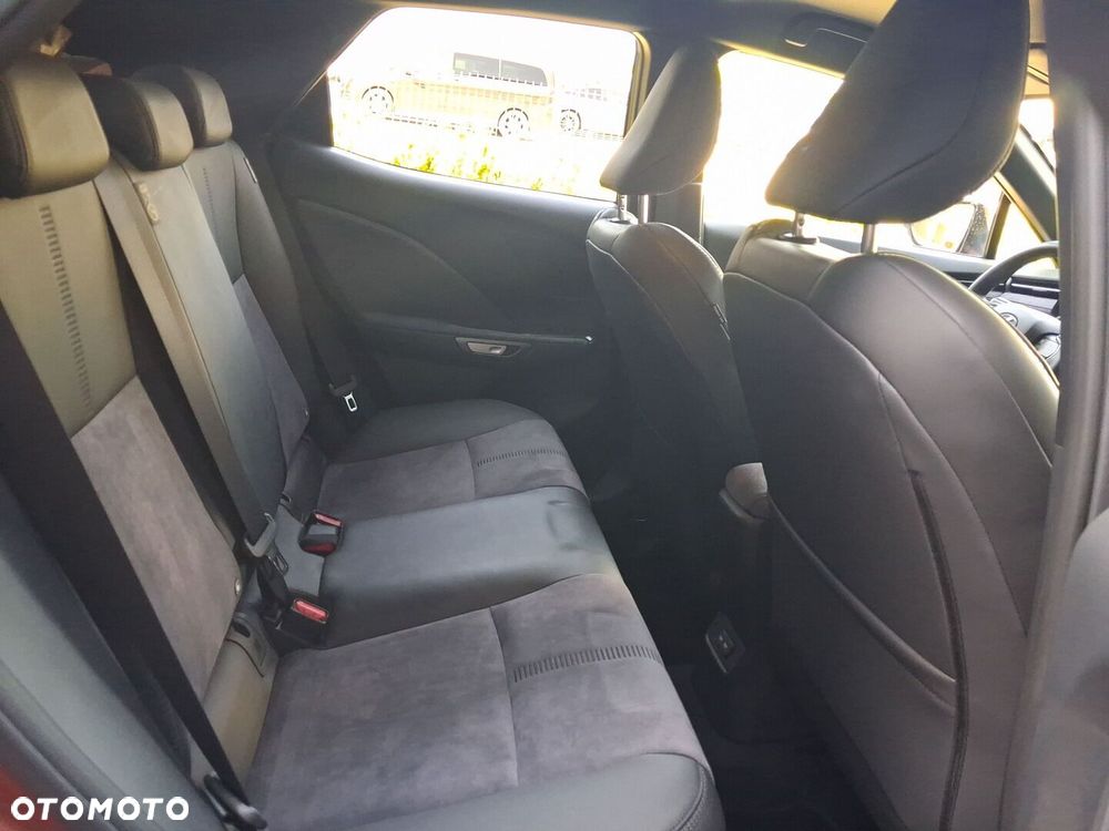 Lexus LBX 1.5 Hybrid Original Edition AWD - 12