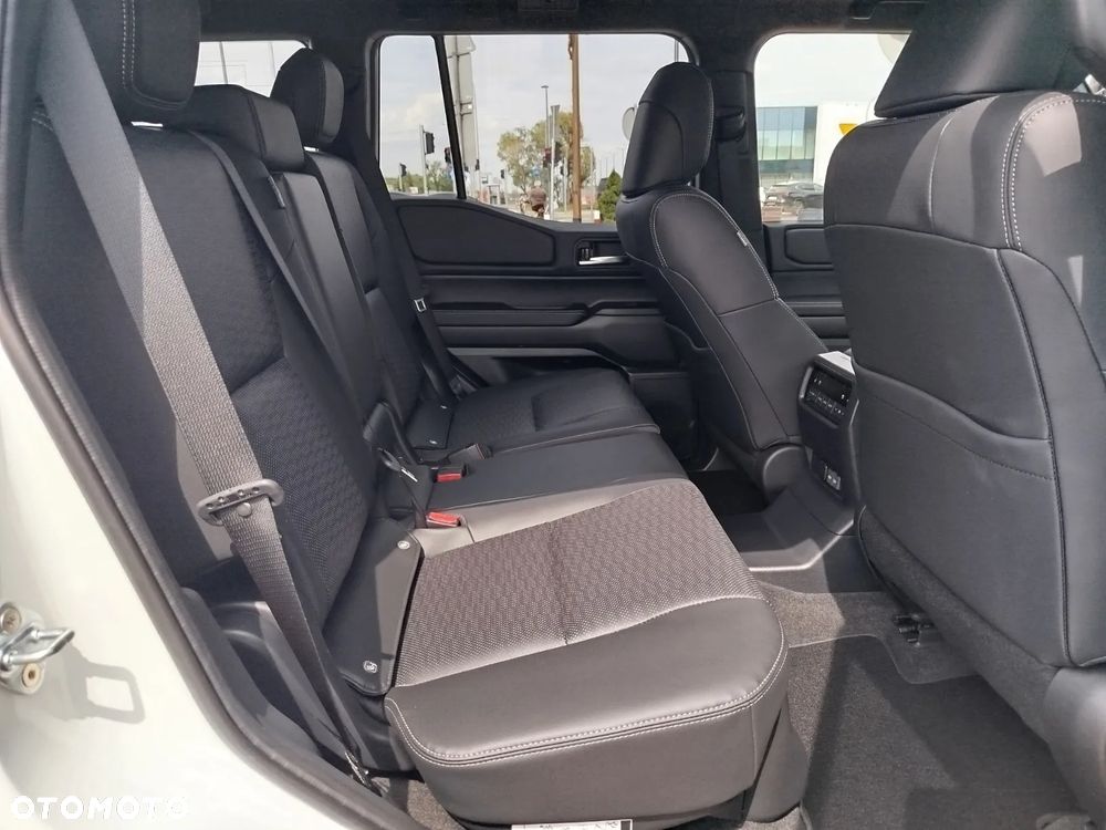 Toyota Land Cruiser LC 2.8 D-4D Executive - 17