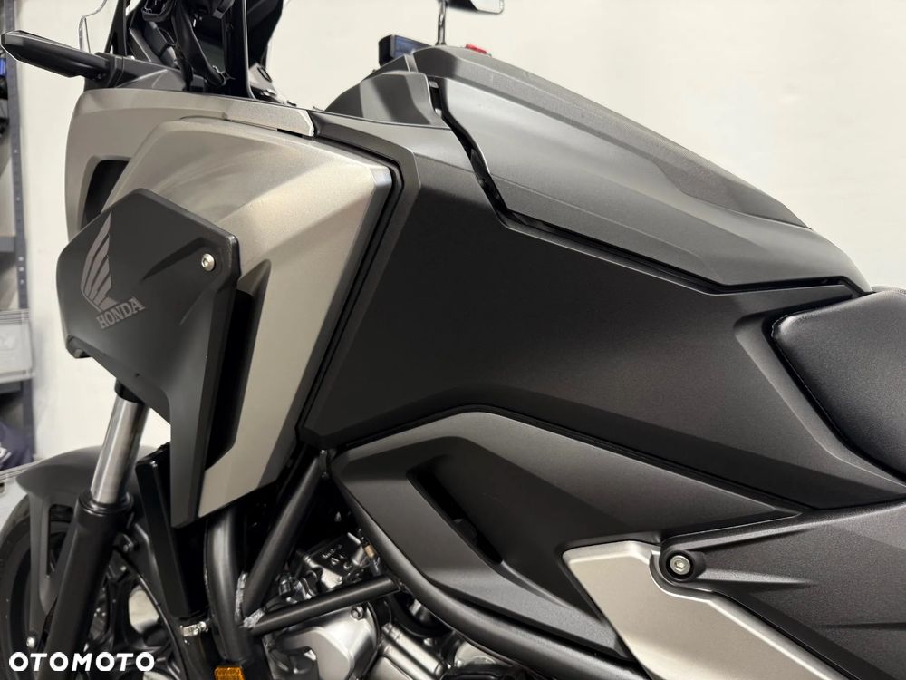 Honda NC - 19