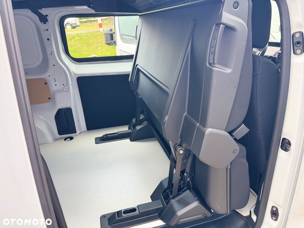 Opel VIVARO - 8