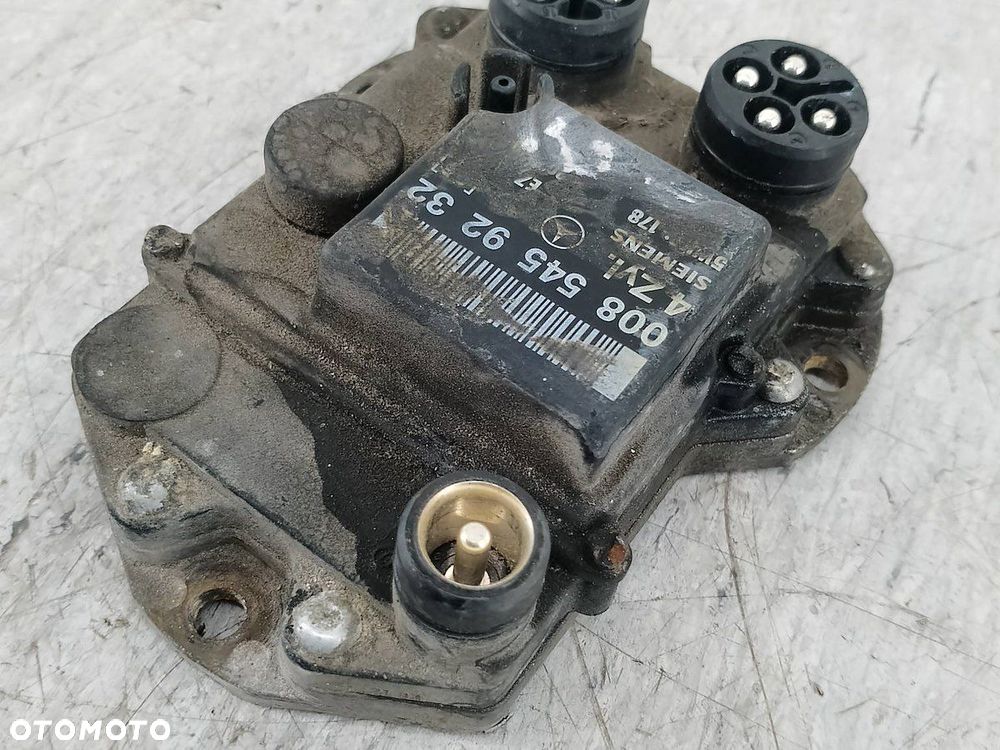 MODUŁ ZAPŁONOWY MERCEDES-BENZ W201 ( 82-93 ) 0085459232 2.0 - 4