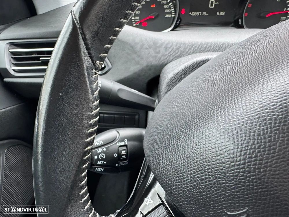 Peugeot 308 1.5 BlueHDi Active Pack - 27