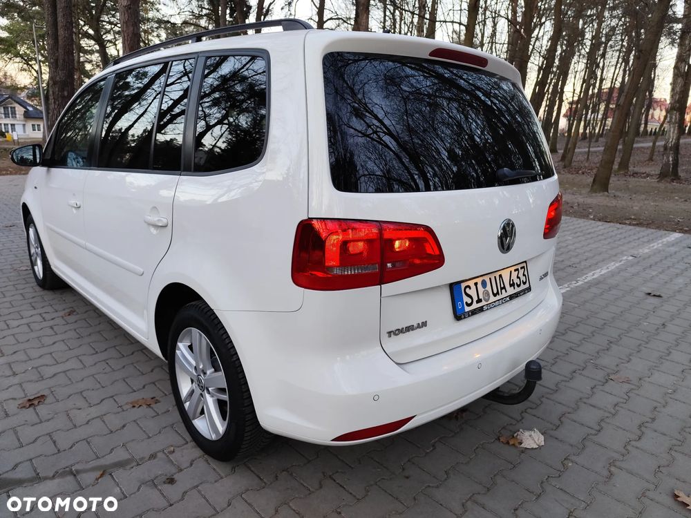 Volkswagen Touran 2.0 TDI DPF BlueMotion Technology MATCH - 12