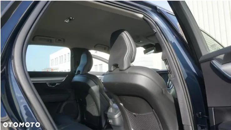 Volvo V90 D5 SCR AWD Momentum - 18