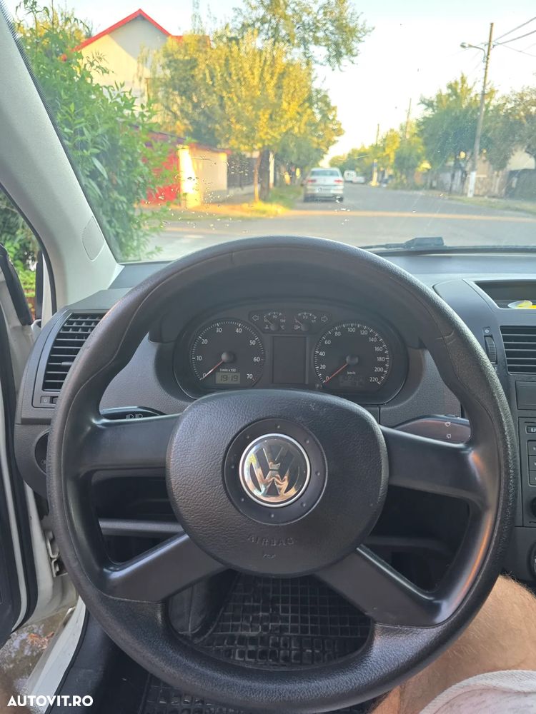 Volkswagen Polo 1.2 Attractive - 7
