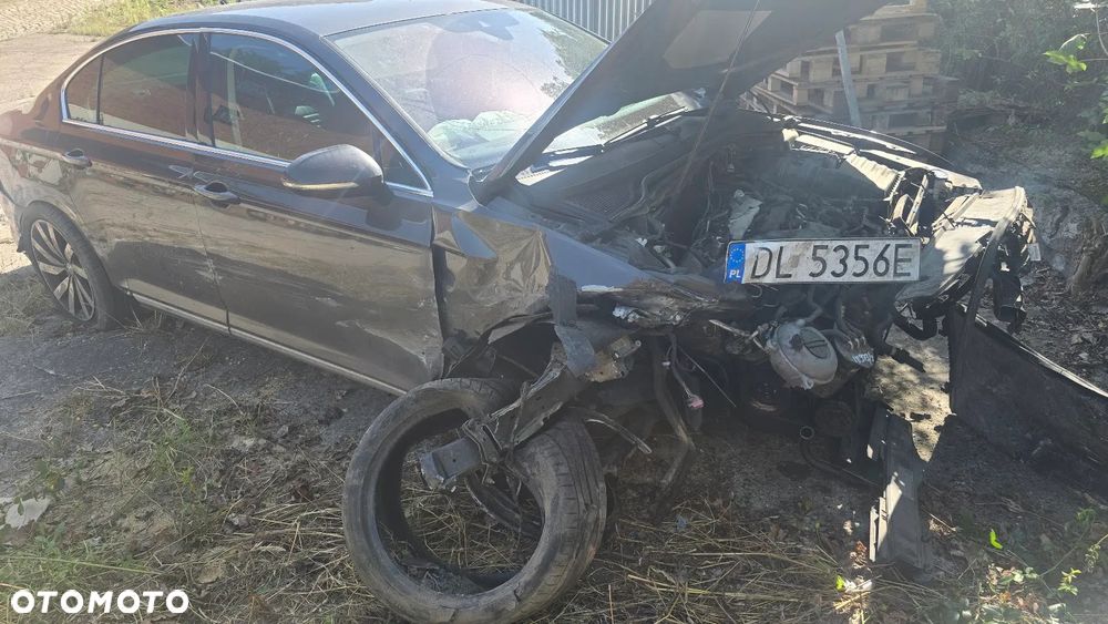 Volkswagen Passat 2.0 TDI BMT Highline DSG - 11