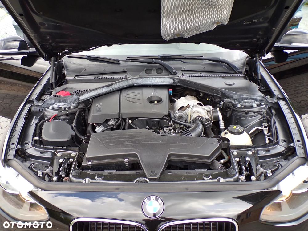 BMW Seria 1 116i - 28