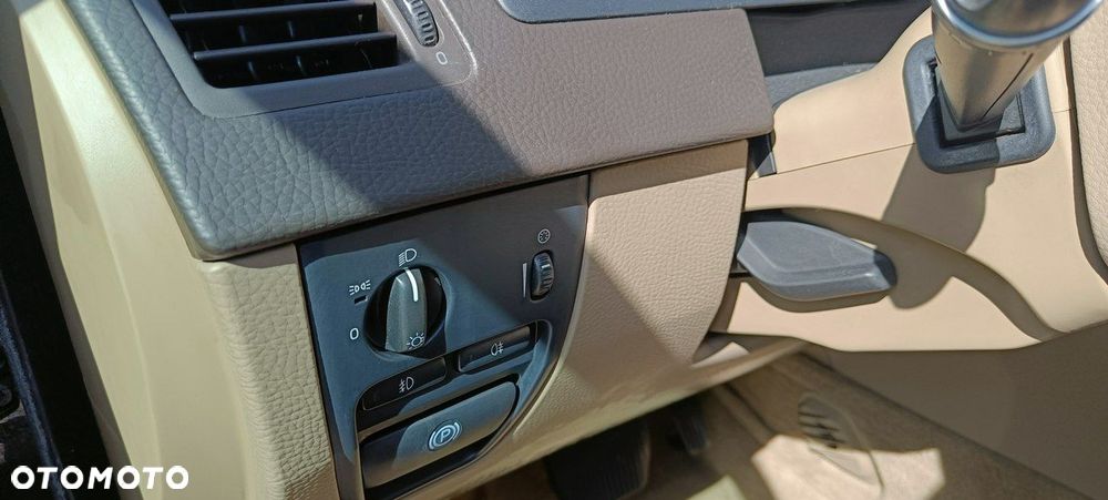 Volvo XC 90 D5 Momentum - 18
