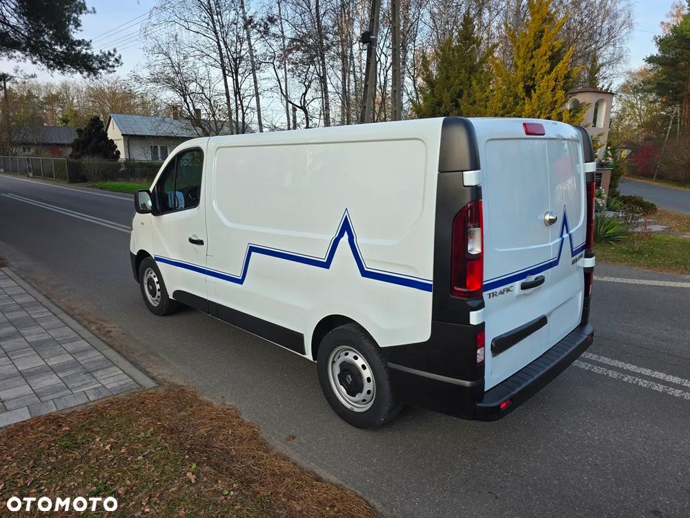 Renault TRAFIC - 11