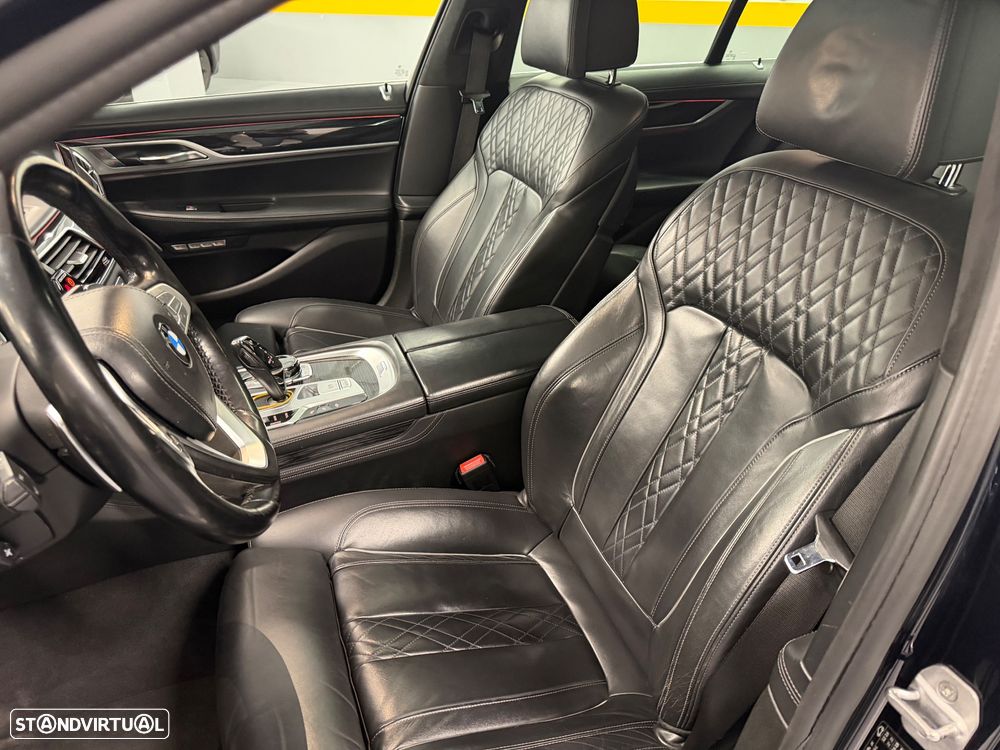 BMW 740 d xDrive Pack M - 10