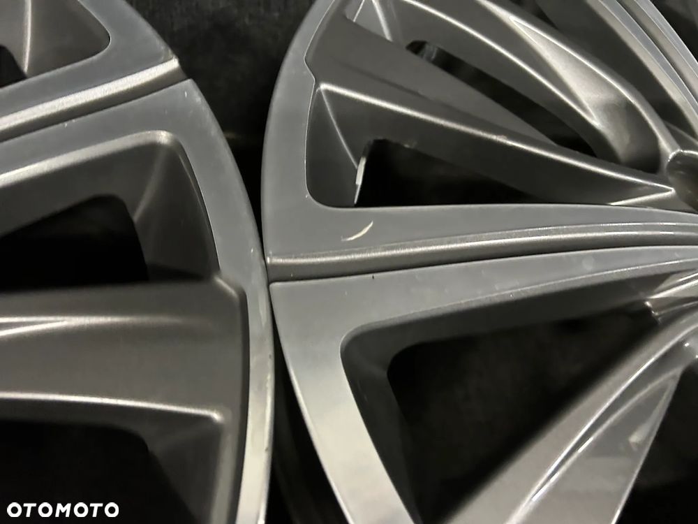 Alufelgi Peugeot 508, 308,  3008 19 cali 5x108 4szt. - 15
