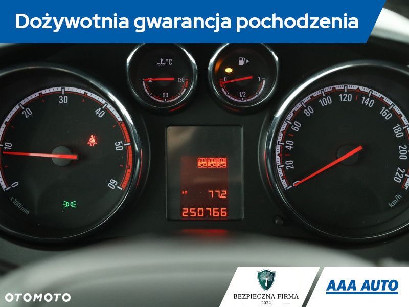 Opel Meriva - 9