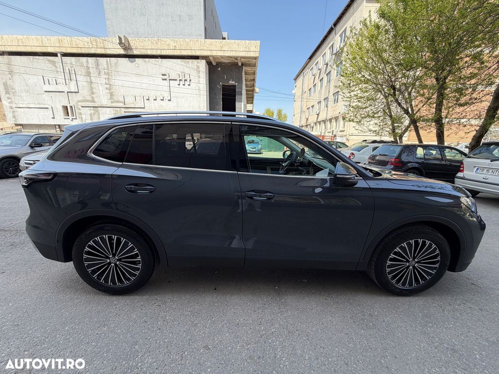 Volkswagen Tiguan 1.5 TSI ACT DSG Elegance - 6