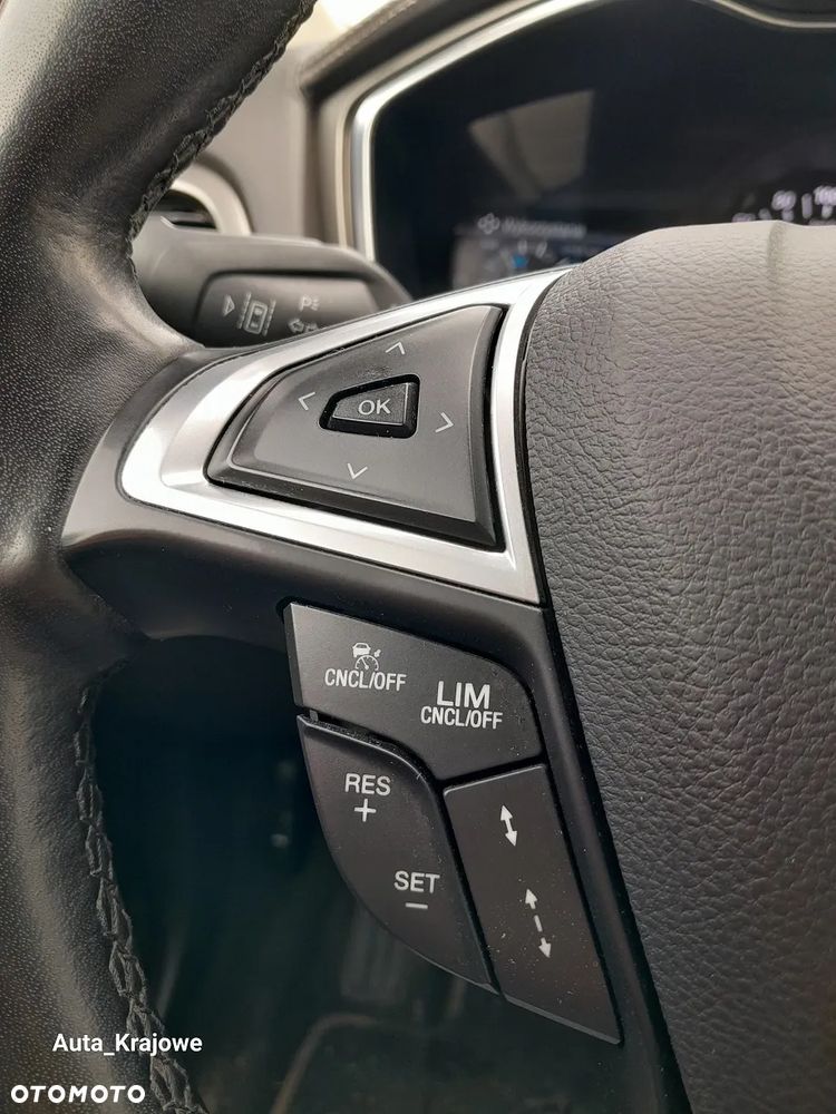 Ford Mondeo 2.0 Hybrid Vignale Plus - 26