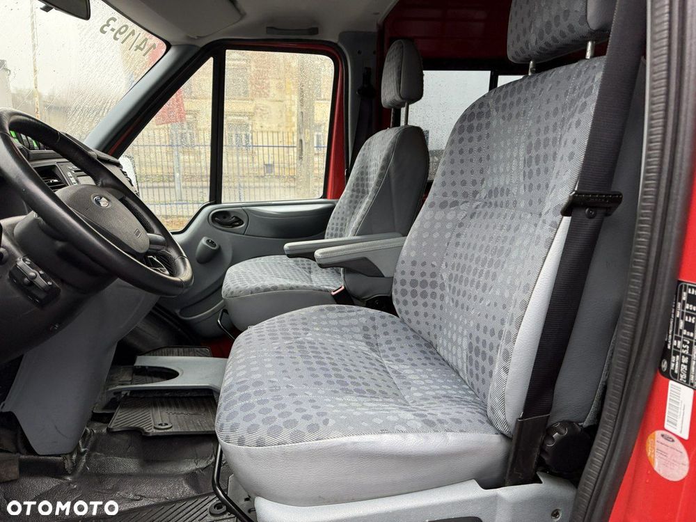 Ford Transit - 24