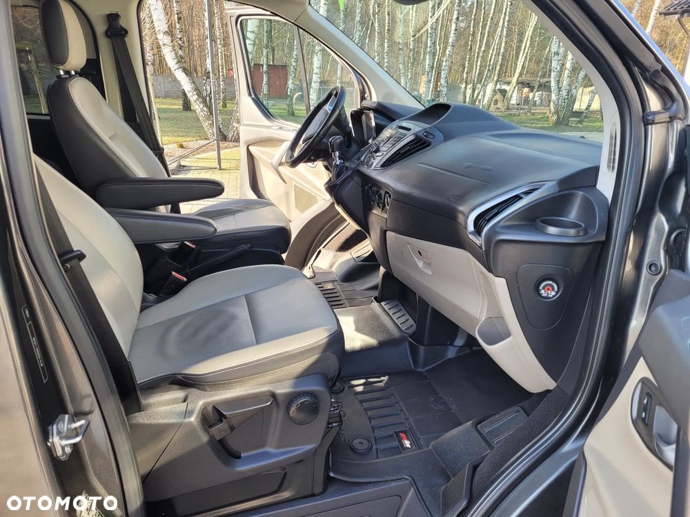 Ford Transit Custom - 13