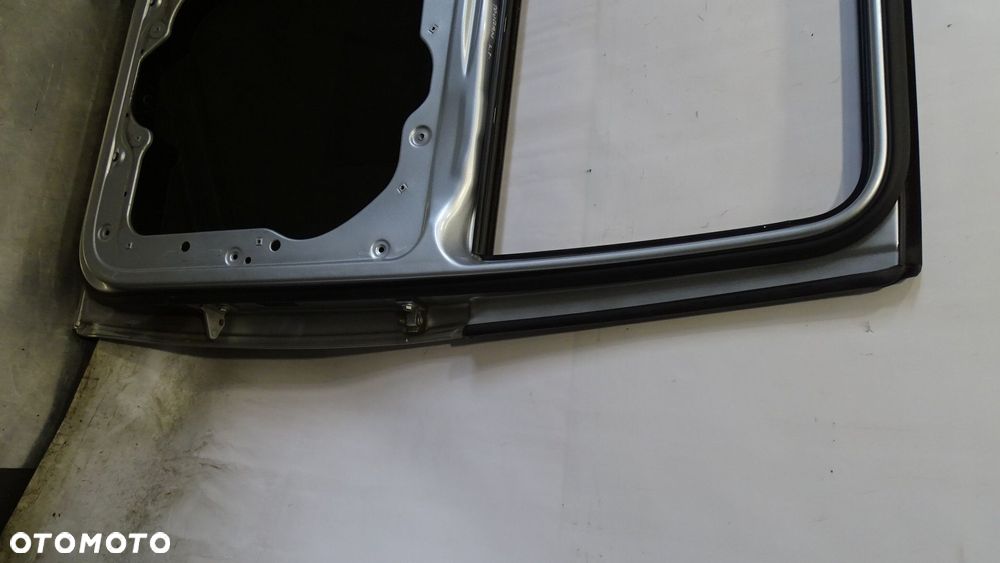 DRZWI LEWY TYŁ VOLKSWAGEN TOURAN LA7W - 12