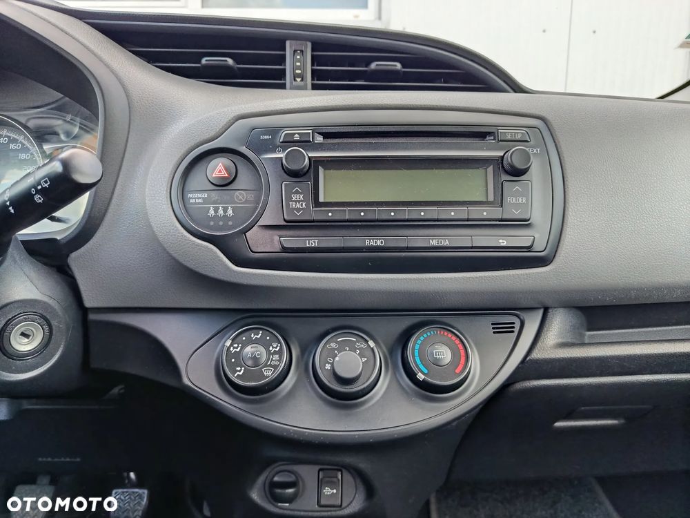 Toyota Yaris 1.4 D-4D Active - 12
