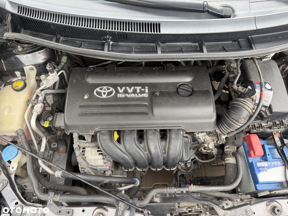 Toyota Auris 1.33 VVT-i Edition - 36