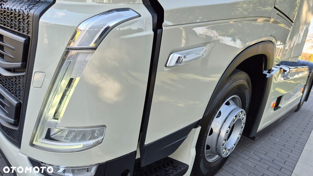 Volvo VOLVO///FH///460///2022/// GLOBETROTTER///XXL///FULL LED///VIRTUAL COCPIT/// KLIMATYZACJA POSTOJOWA/// JEDYNE 392 TYS KM///ZABUDOWY MIĘDZYOSIOWE///WAGA///NAWIGACJA///WZOROWY STAN - 22