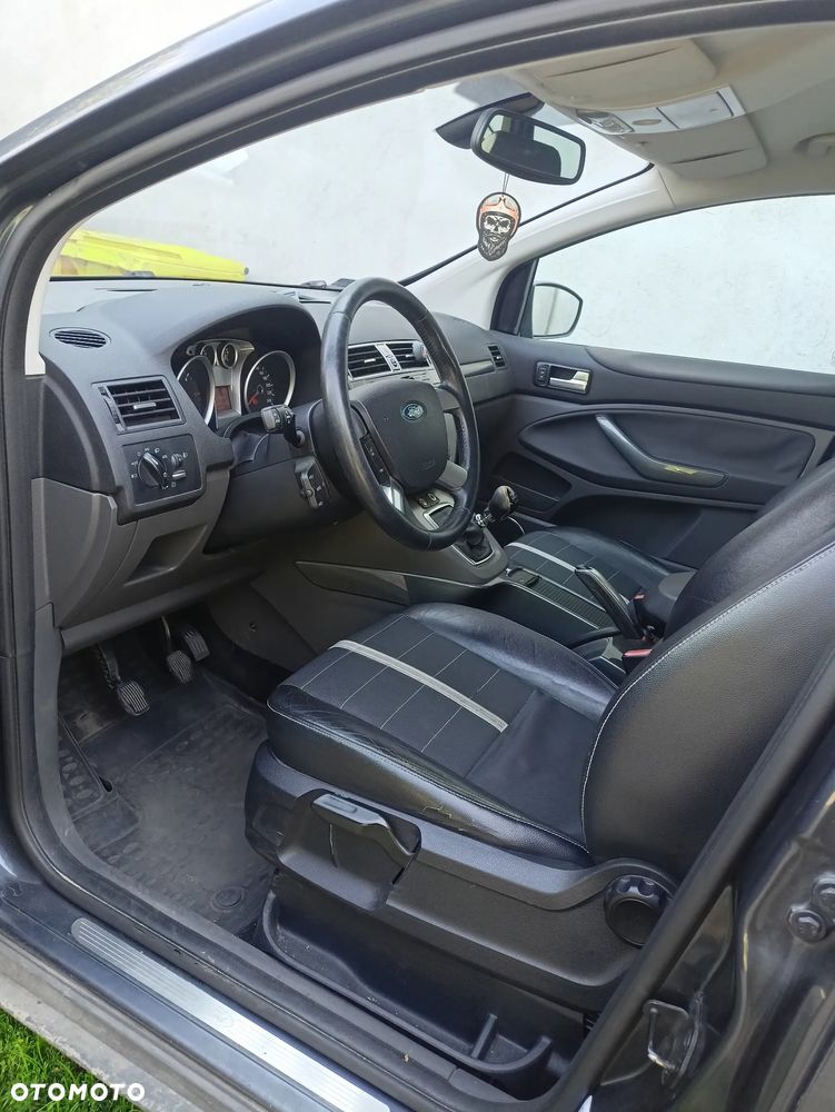 Ford Kuga 2.0 TDCi Trend - 10