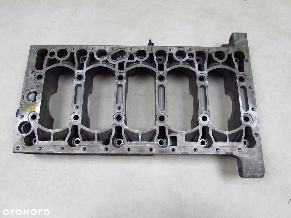 VOLVO S60 S80 V70 XC 02-08 D5244T POLBLOK BLOK DOL SILNIKA KARTER 9186948 - 6