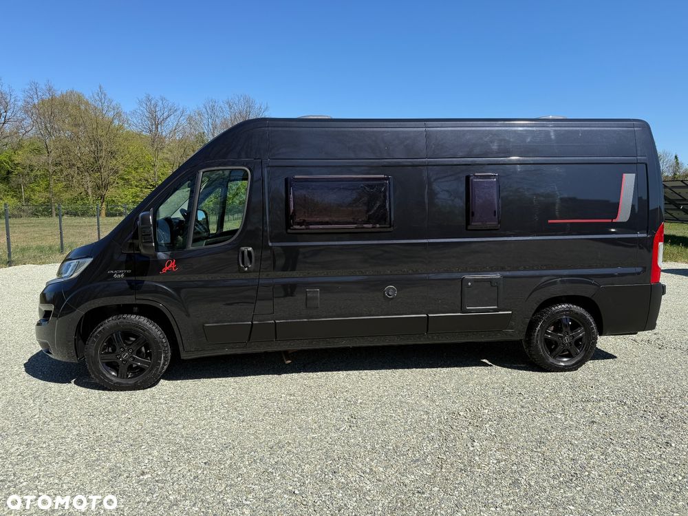 Fiat Ducato Roller Team Livingstone 2 - 3