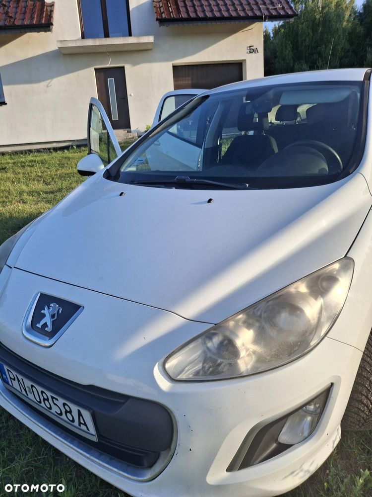 Peugeot 308 2012 photo 5