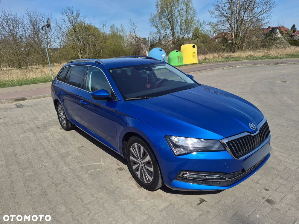 Skoda Superb 2.0 TDI SCR Style DSG - 1