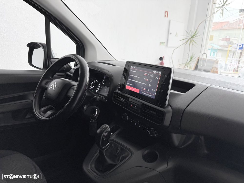 Citroën Berlingo 1.5 BlueHDi Maxi Longa 3-Lugares - 28
