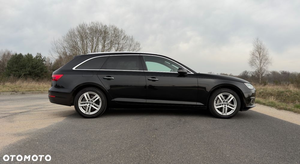 Audi A4 Avant 2.0 TDI ultra S tronic sport - 12