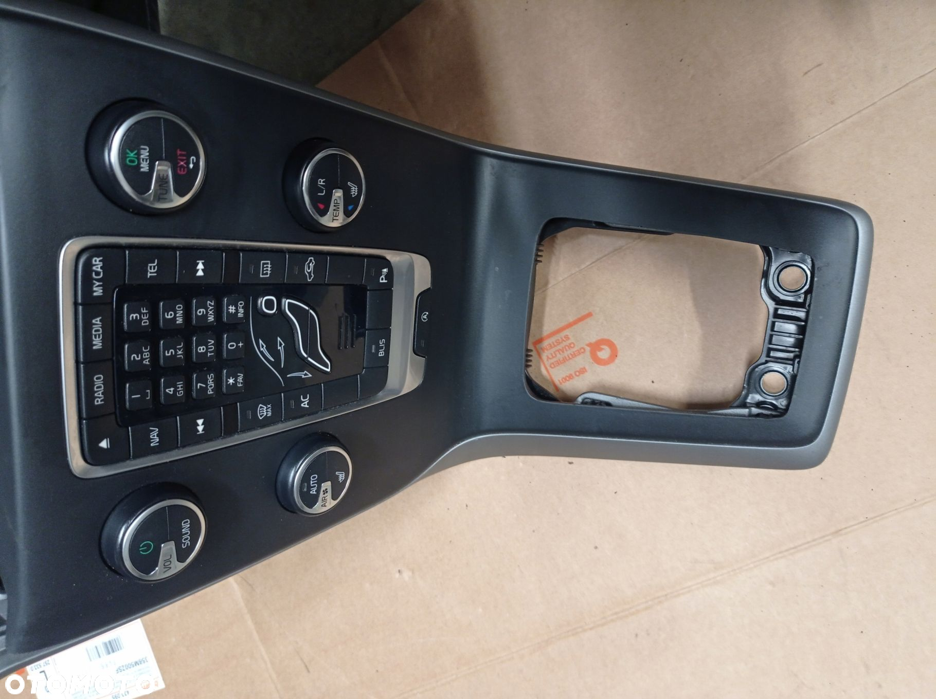 VOLVO V40 II PANEL KLIMATYZACJI EU - 2
