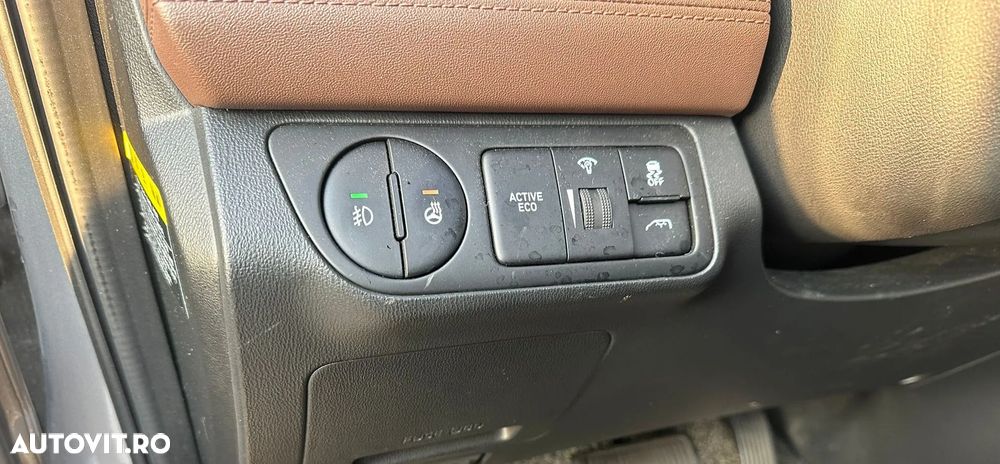 Hyundai H-1 Starex - 15