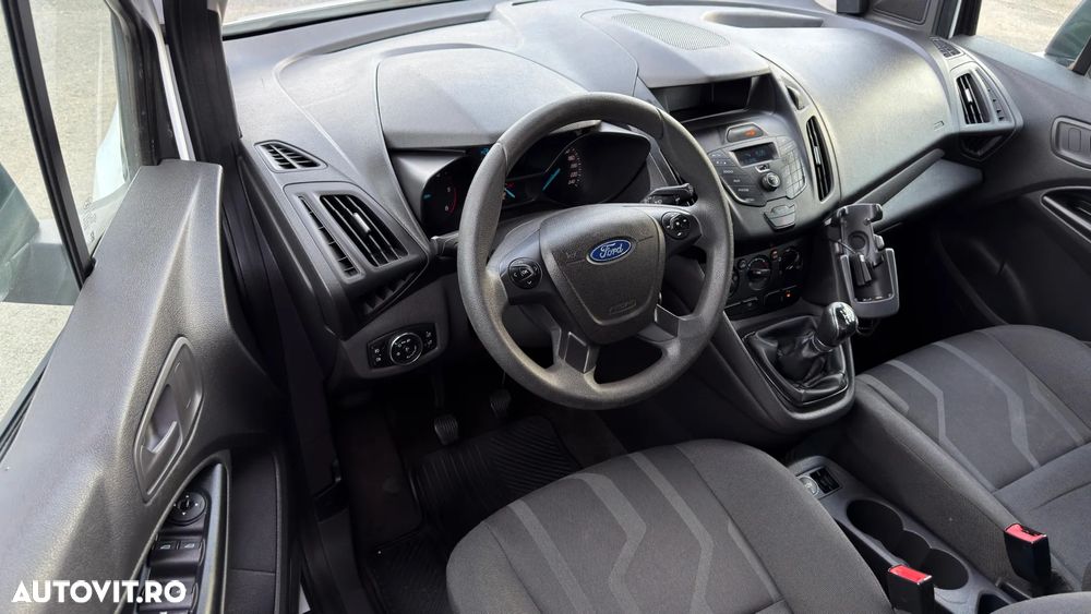 Ford Transit Connect - 6