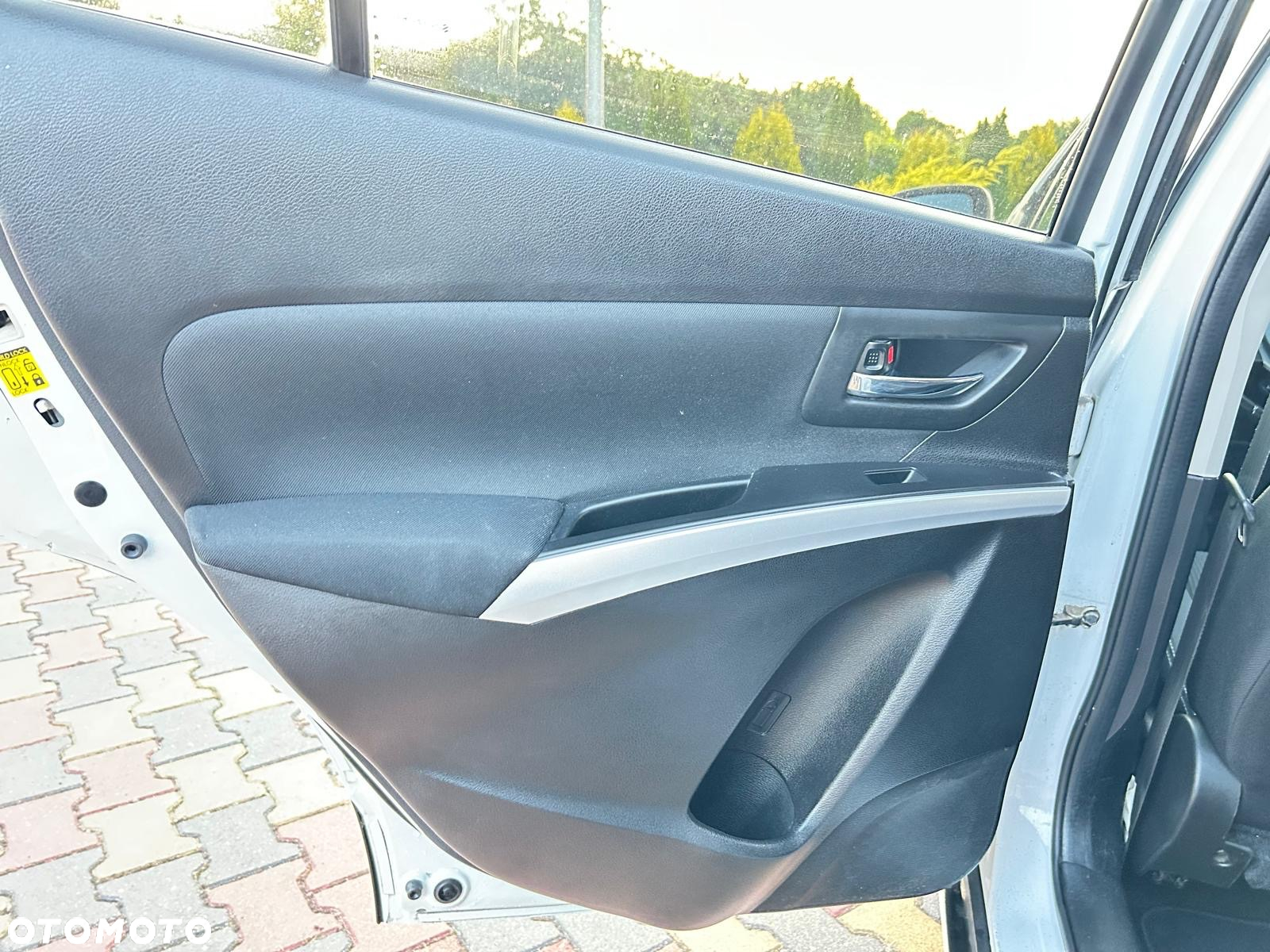 Suzuki SX4 - 16