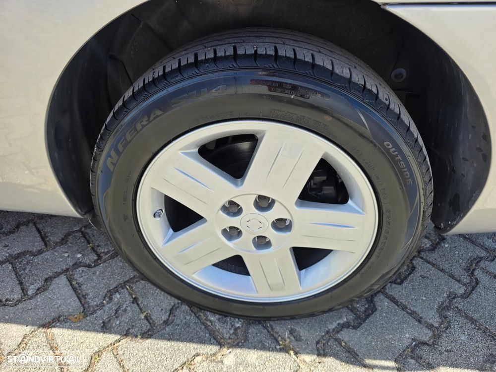 Renault Espace 2.2 dCi Dynamique 5L - 38