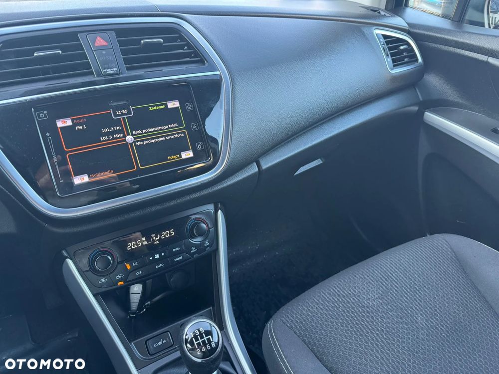 Suzuki SX4 S-Cross 1.4 SHVS Premium - 9